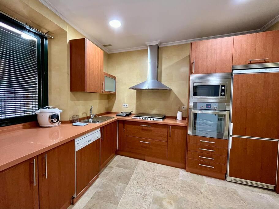Apartamento Suite Alameda De Hercules Севілья Екстер'єр фото