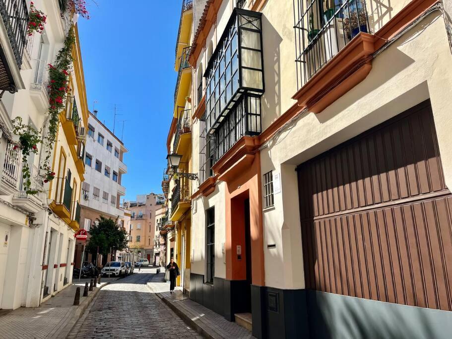 Apartamento Suite Alameda De Hercules Севілья Екстер'єр фото